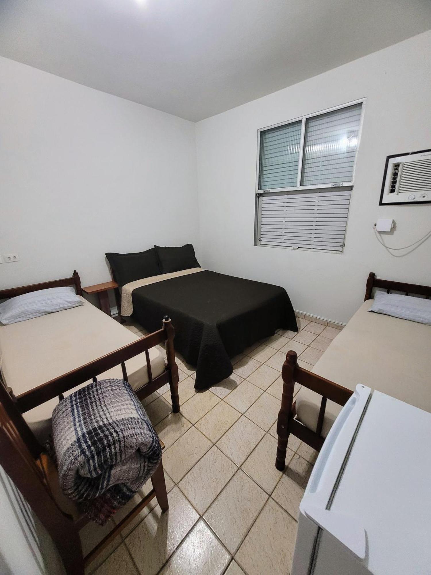 Guaruja Praia Hotel Economico Екстериор снимка